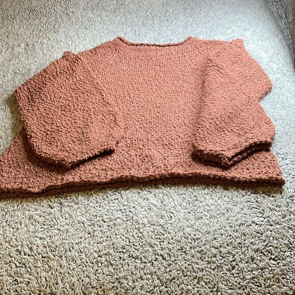 POL S Oversized Slouchy Fuzzy knit sweater - Picture 11 of 11